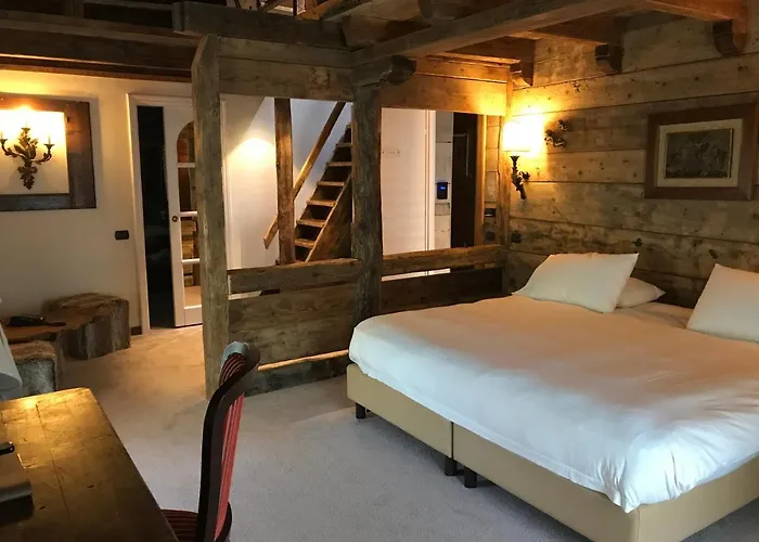 Relais Du Chateau Blanc 拉蒂勒